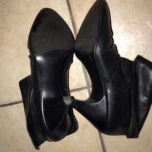 LEATHER "Steve Madden” Ankle Boots’ - Picture 13 of 13